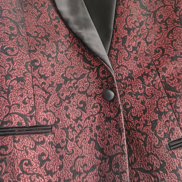 Red Patterned Smoking Jacket Blazer - Picture 4 of 4